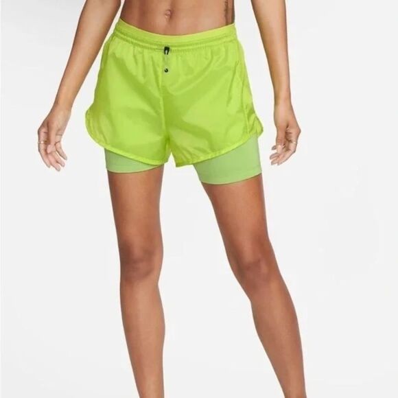 Nike Icon Clash Tempo 2-in-1 Shorts - Picture 1 of 9